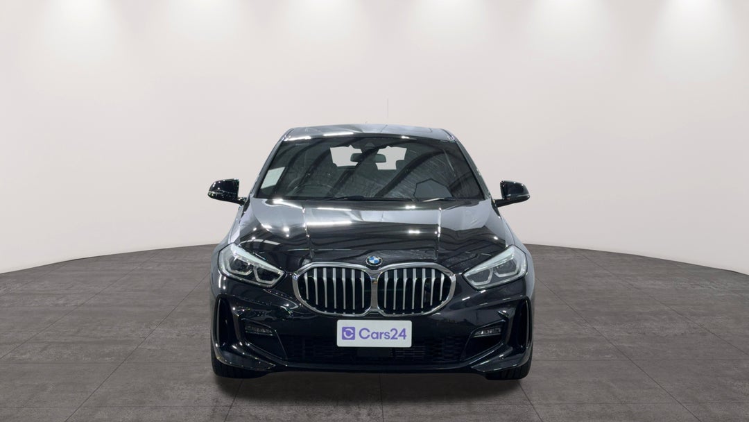 2019 BMW 1 18i M Sport, Automatic, 45275 km, Front View