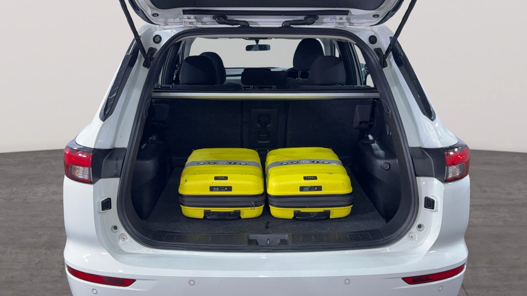 2024 Mitsubishi Outlander Es 5 Seat (2wd), Automatic, 55336 km, Boot Inside View with Luggage