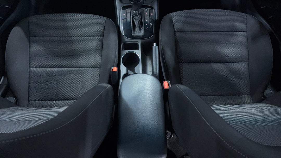 2017 Kia Cerato Sport, Automatic, 37017 km, Center Console