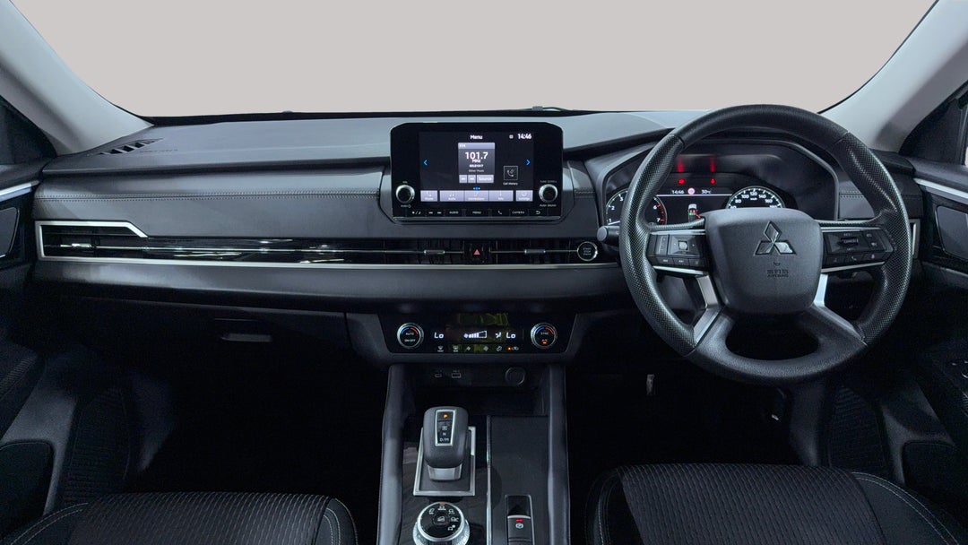 2023 Mitsubishi Outlander Es 5 Seat (2WD), Automatic, 55040 km, Dashboard View