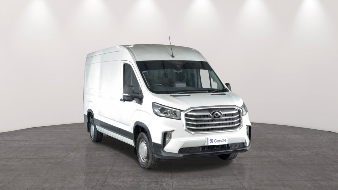 Right Front Diagonal (45- Degree) View