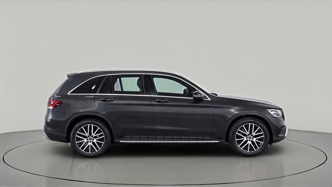 2021 Mercedes-benz GLC 200, Automatic, 46449 km, Right Side View