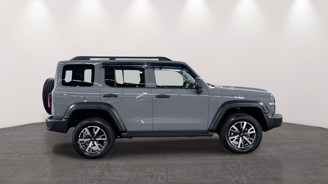 2025 GWM Tank 300 Ultra Diesel, Automatic, 3424 km, Right Side View