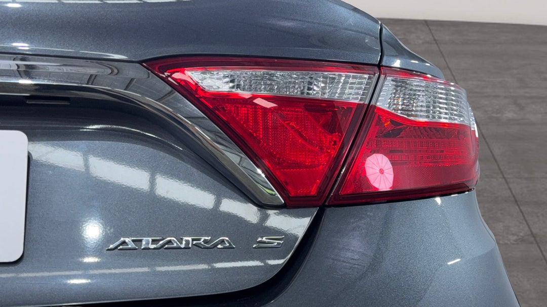 2017 Toyota Camry Atara S, Automatic, 115034 km, Badge (Boot Right Side)