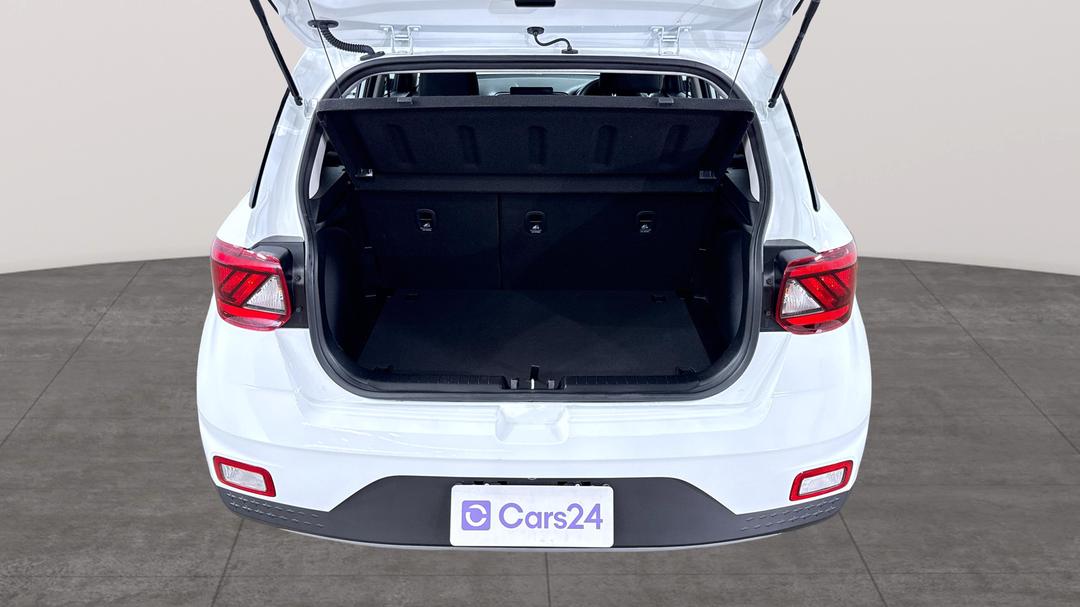 2025 Hyundai Venue Venue, Automatic, 26493 km, Boot Inside View