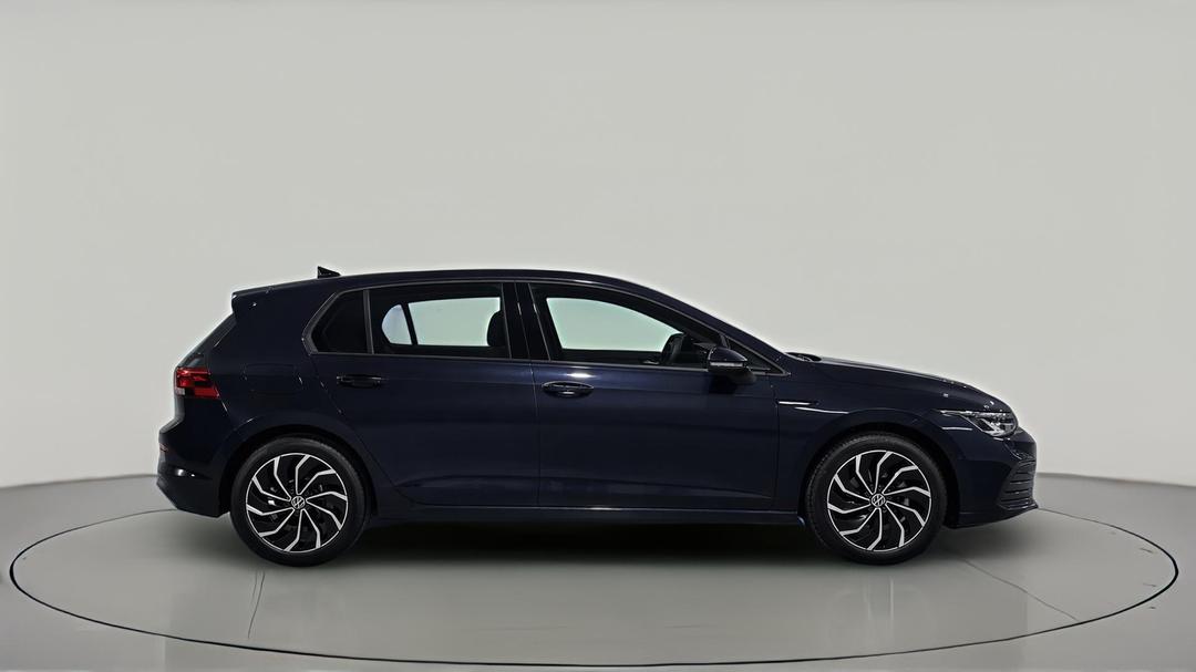 2022 Volkswagen Golf 110tsi Life, Automatic, 19346 km, Right Side View