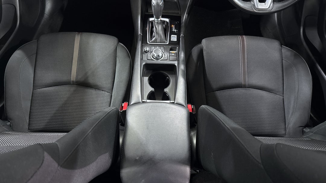 2018 Mazda 3 Maxx Sport, Automatic, 44881 km, Center Console