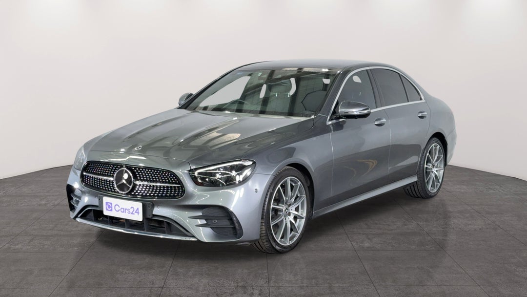 Left Front Diagonal (45- Degree) View