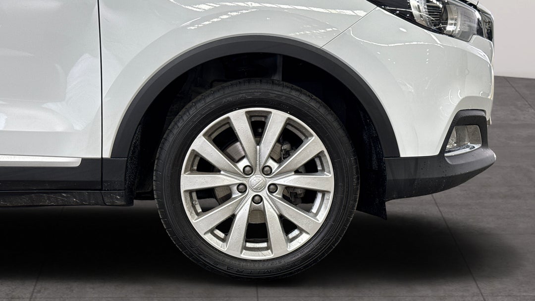 2024 MG ZS Excite, Automatic, 31225 km, Right Front Wheel