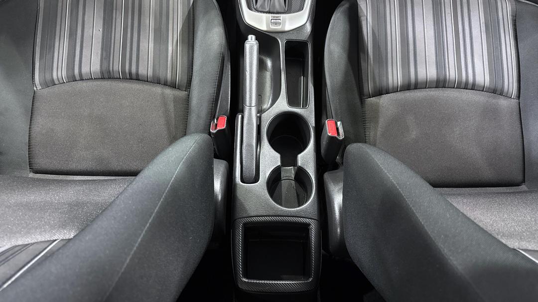 2018 Mazda Mazda2 Neo, Automatic, 96992 km, Center Console