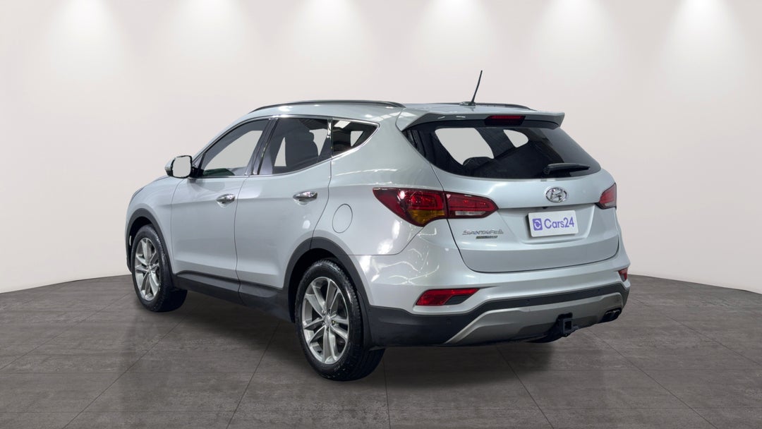 2015 Hyundai Santa Fe Highlander Crdi (4x4), Automatic, 133393 km, Left Back Diagonal (45- Degree) View