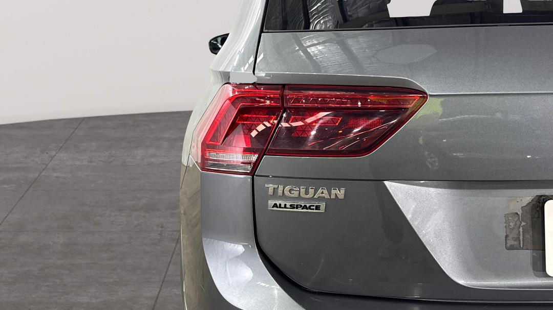 2018 Volkswagen Tiguan Allspace 162 Tsi Highline, Automatic, 148451 km, Badge (Boot Left Side)