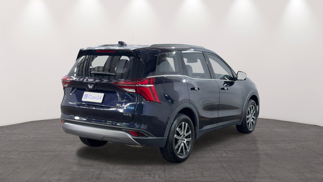2023 Mahindra Xuv700 Ax7l, Automatic, 20601 km, Right Back Diagonal (45- Degree) View