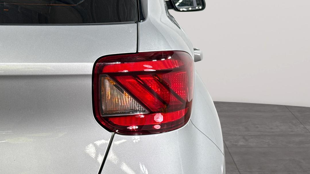2025 Hyundai Venue Venue, Automatic, 23221 km, Badge (Boot Right Side)