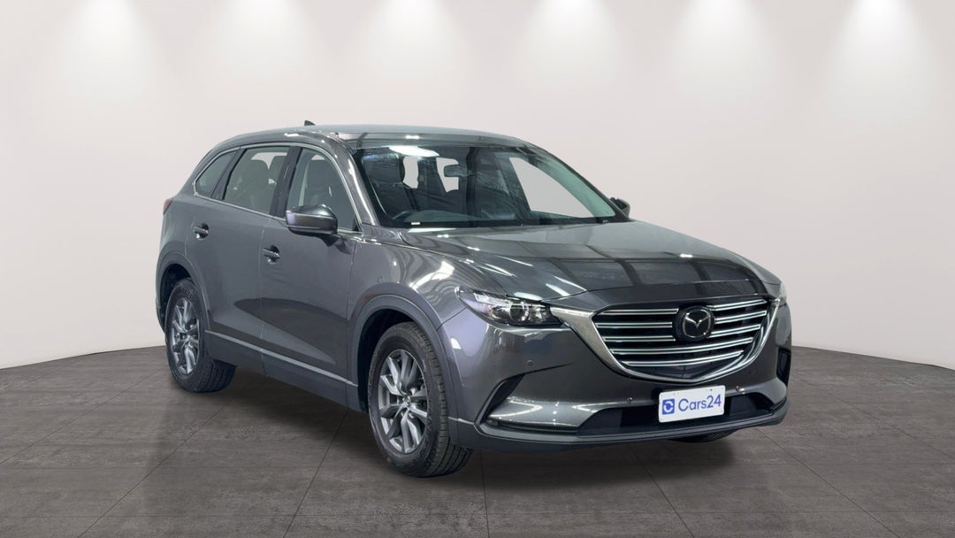 Right Front Diagonal (45- Degree) View