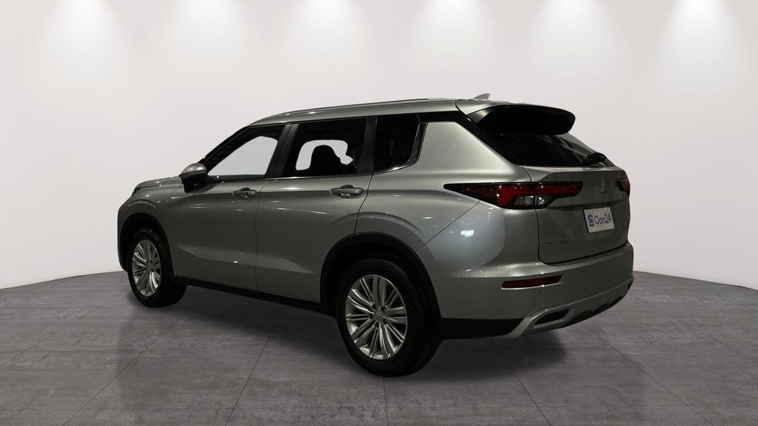 2024 Mitsubishi Outlander Ls 7 Seat (2WD), Automatic, 54747 km, Left Back Diagonal (45- Degree) View