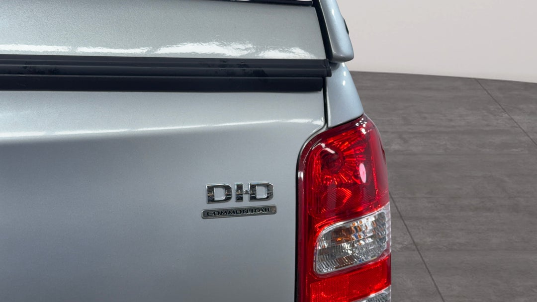 2017 Mitsubishi Triton Glx Plus (4x4), Automatic, 150949 km, Badge (Boot Right Side)