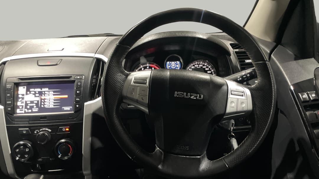 2021 Isuzu MU-X Ls-m (4x2), Automatic, 80404 km, Steering Wheel Close-up