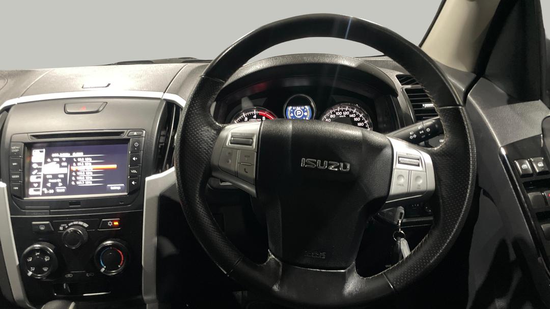 2021 Isuzu MU-X Ls-m (4x2), Automatic, 80404 km, Steering Wheel Close-up