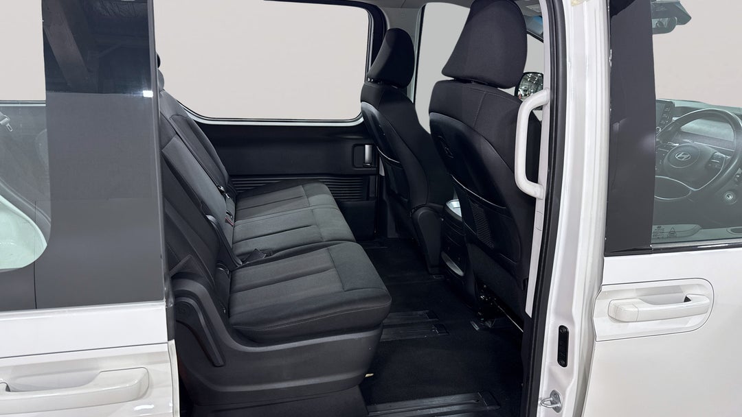 2024 Hyundai Staria ., Automatic, 48958 km, Right Side Rear Door Cabin View