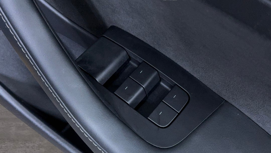 2021 Tesla Model 3 Standard Range Plus RWD, Automatic, 50651 km, Drivers Side Door Panel Controls