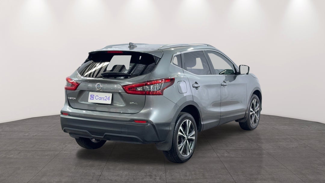 Right Back Diagonal (45- Degree) View