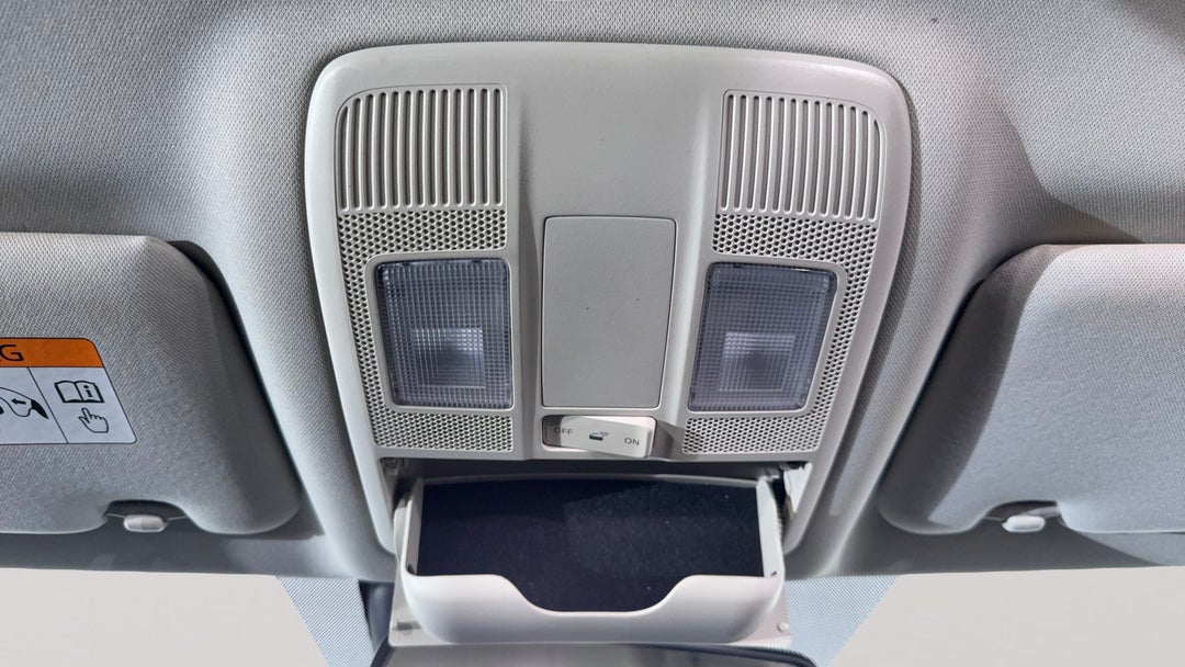 On-Roof Controls/Sunglass holder