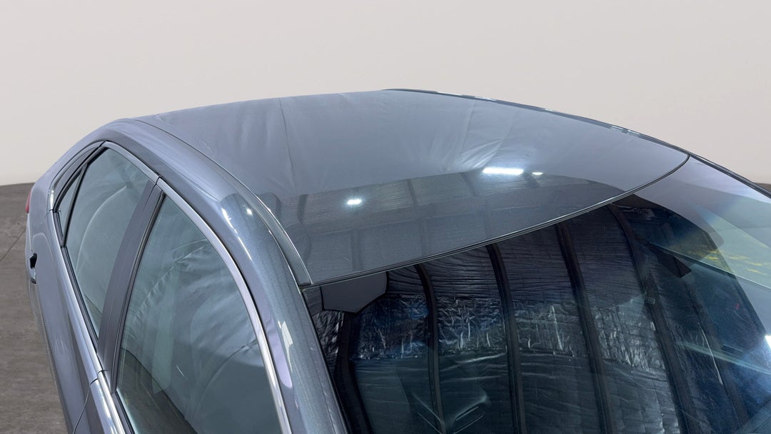 2017 Toyota Camry Rz S.e., Automatic, 47431 km, Roof/Sunroof View