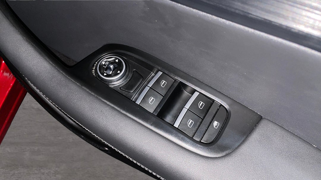 2025 Chery Tiggo 4 Pro Urban, Automatic, 6553 km, Drivers Side Door Panel Controls