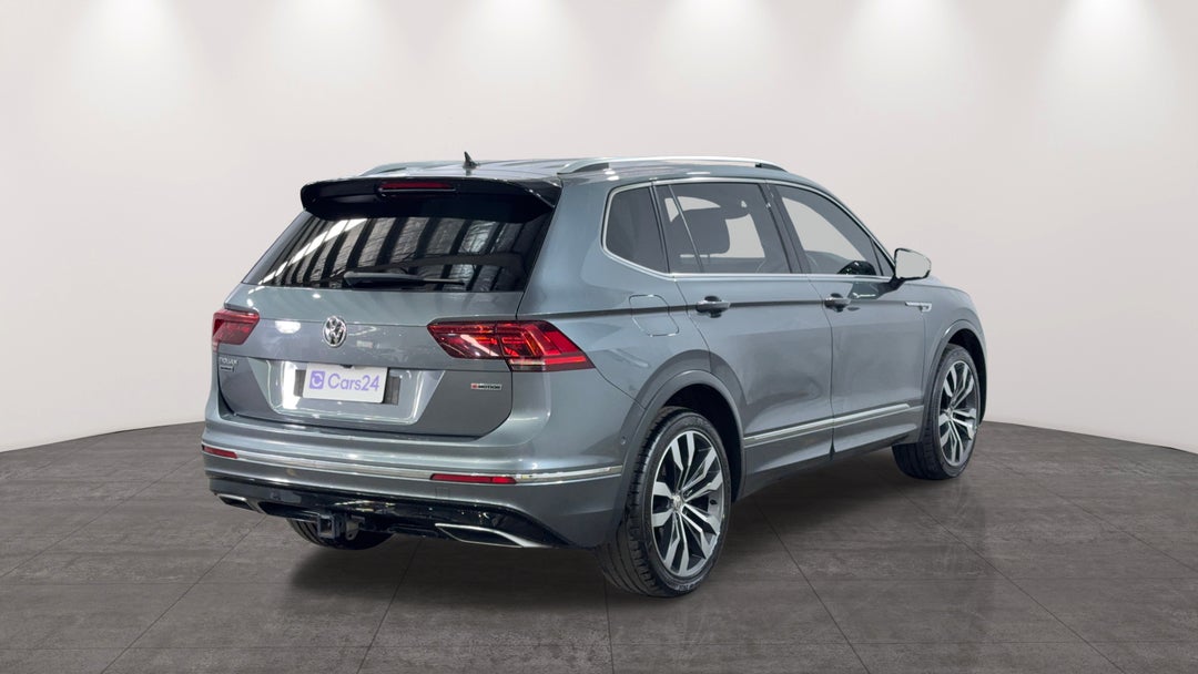 2018 Volkswagen Tiguan Allspace 162 Tsi Highline, Automatic, 99063 km, Right Back Diagonal (45- Degree) View