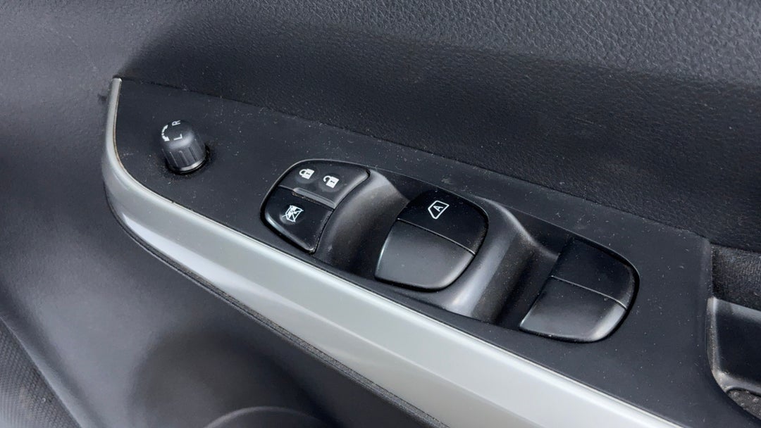 Drivers Side Door Panel Controls