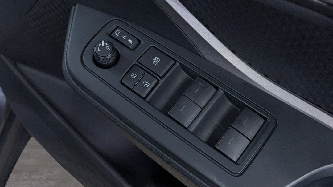 2021 Toyota C-HR Gxl (2WD), Automatic, 50059 km, Drivers Side Door Panel Controls