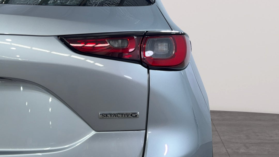 Badge (Boot Right Side)