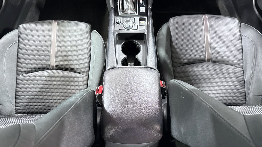 2017 Mazda 3 Sp25, Automatic, 131162 km, Center Console