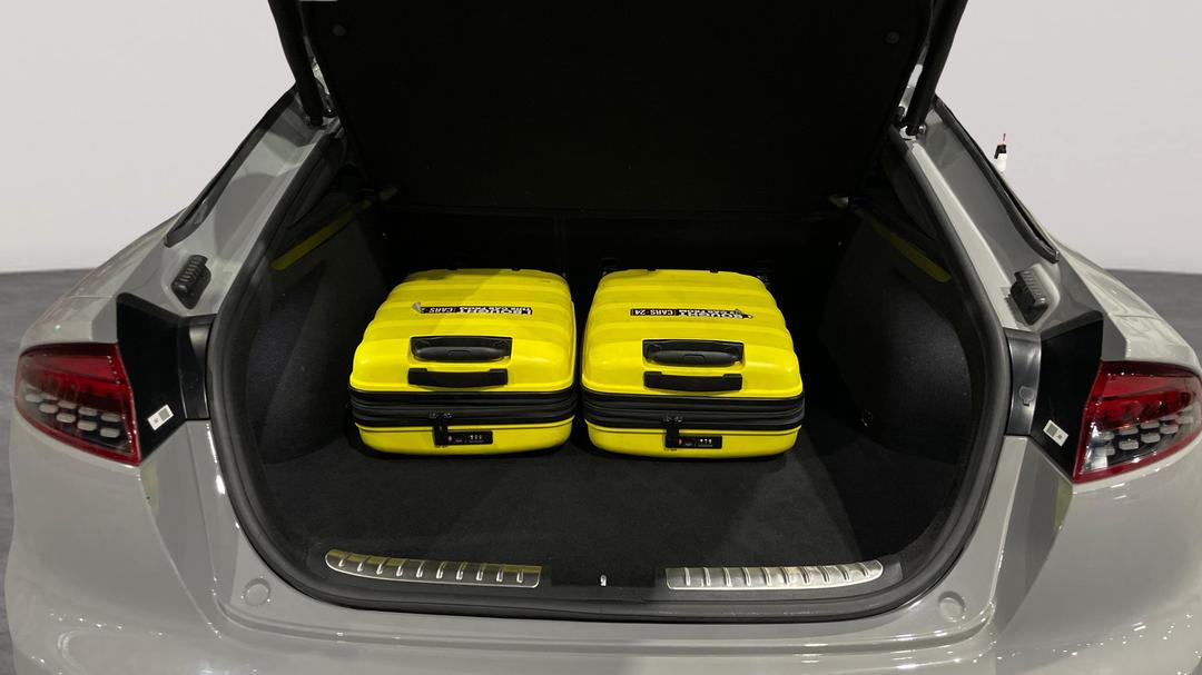2020 Kia Stinger Gt (black Leather), Automatic, 60993 km, Boot Inside View with Luggage