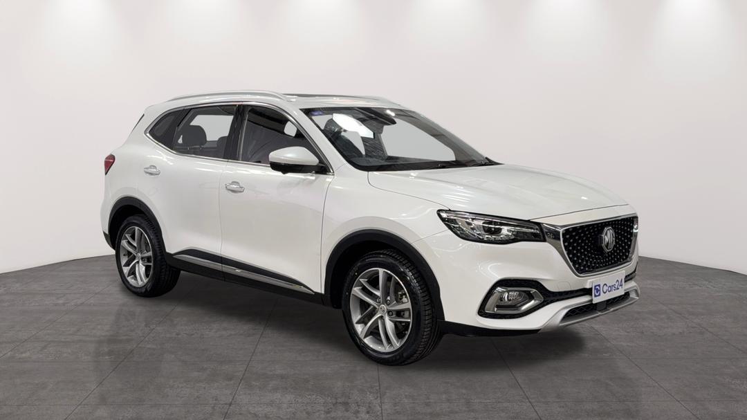 2020 MG HS Essence Anfield Edition, Automatic, 94135 km, Right Front Diagonal (45- Degree) View