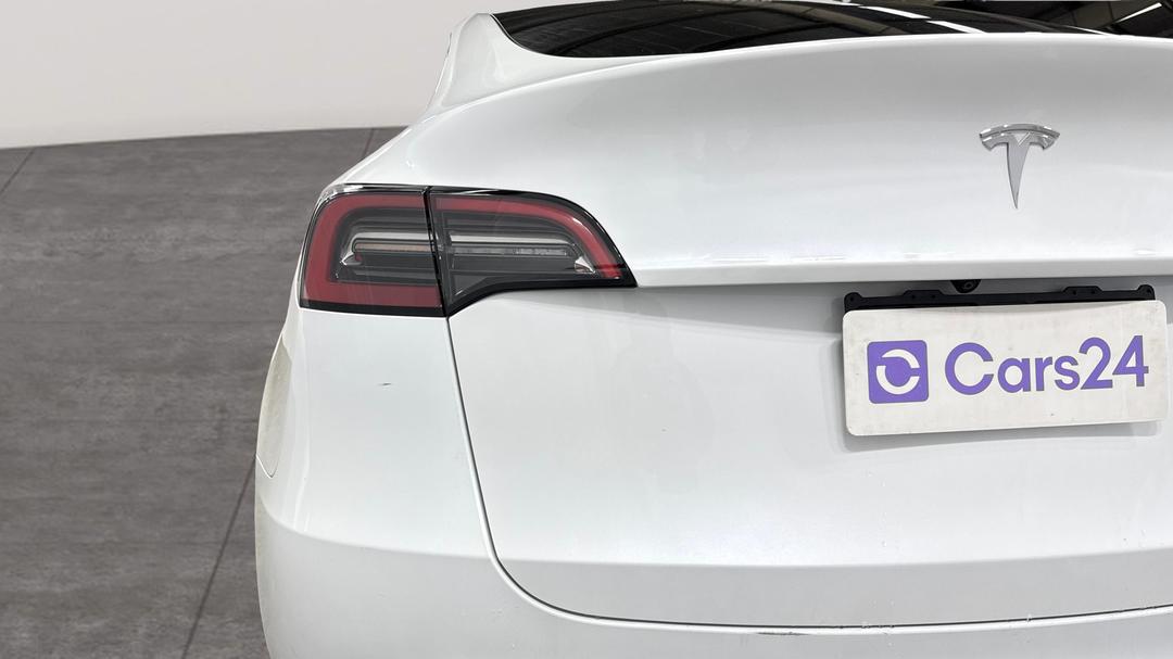 2022 Tesla Model Y Rear-wheel Drive, Automatic, 51099 km, Badge (Boot Left Side)