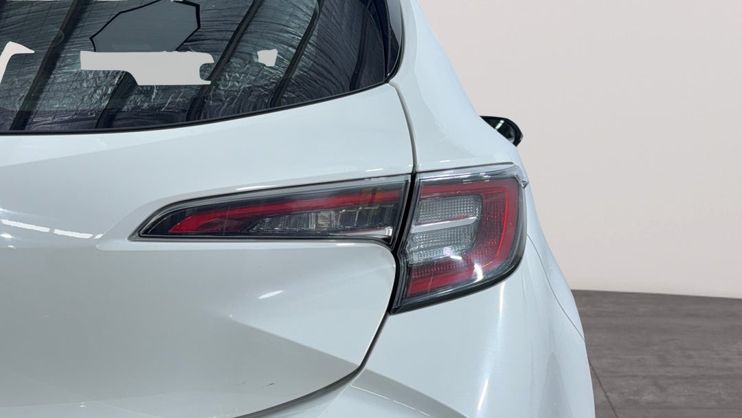 Badge (Boot Right Side)