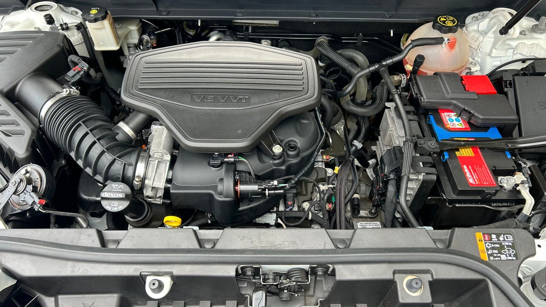 Open Bonnet (Engine)
