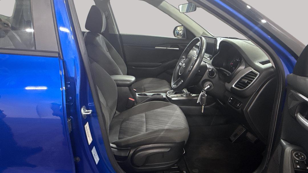 2021 Kia Seltos Sport (FWD), Automatic, 16561 km, Right Side Front Door Cabin View