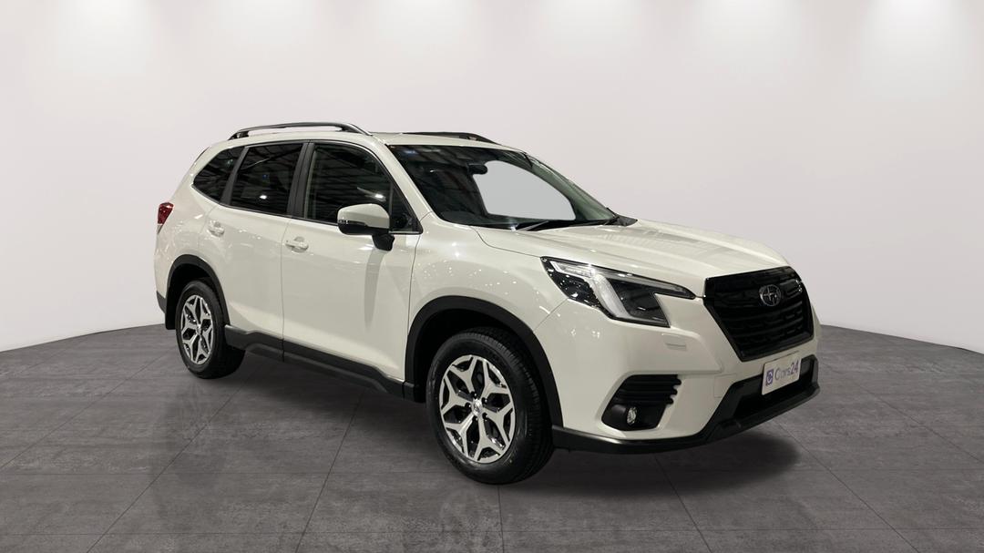 2024 Subaru Forester 2.5i (AWD), Automatic, 40401 km, Right Front Diagonal (45- Degree) View