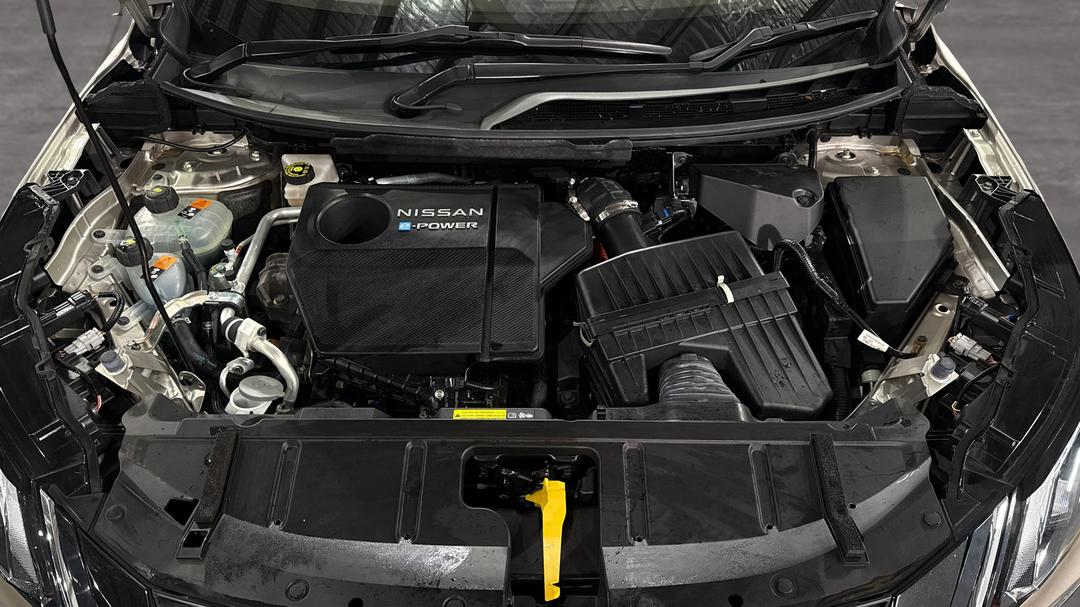 2024 Nissan X-trail St-l (4WD) E-power (hybrid), Automatic, 21884 km, Open Bonnet (Engine)