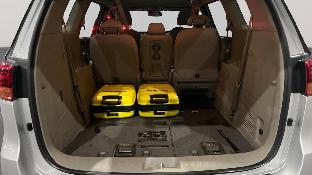 2020 Kia Carnival S, Automatic, 91871 km, Boot Inside View with Luggage