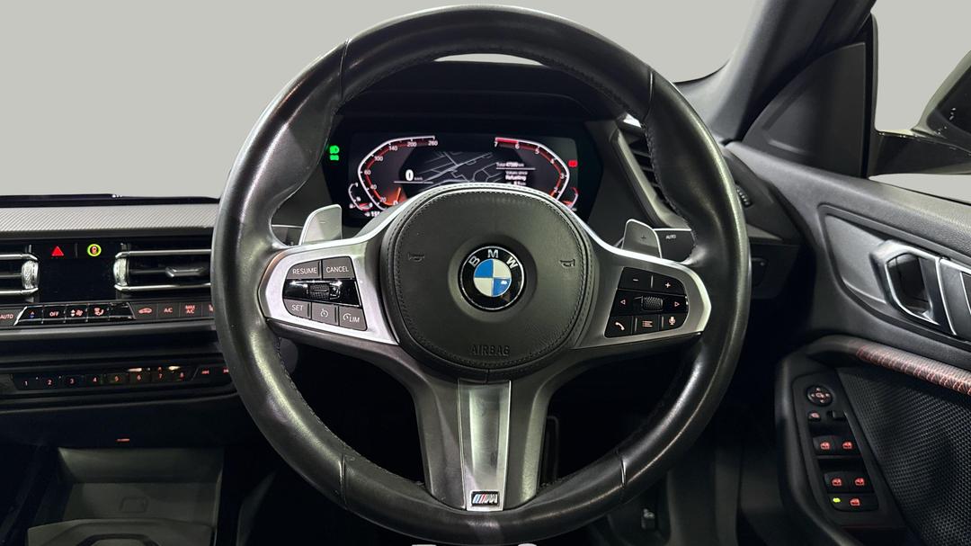 2020 BMW 2 20i M Sport, Automatic, 47599 km, Steering Wheel Close-up