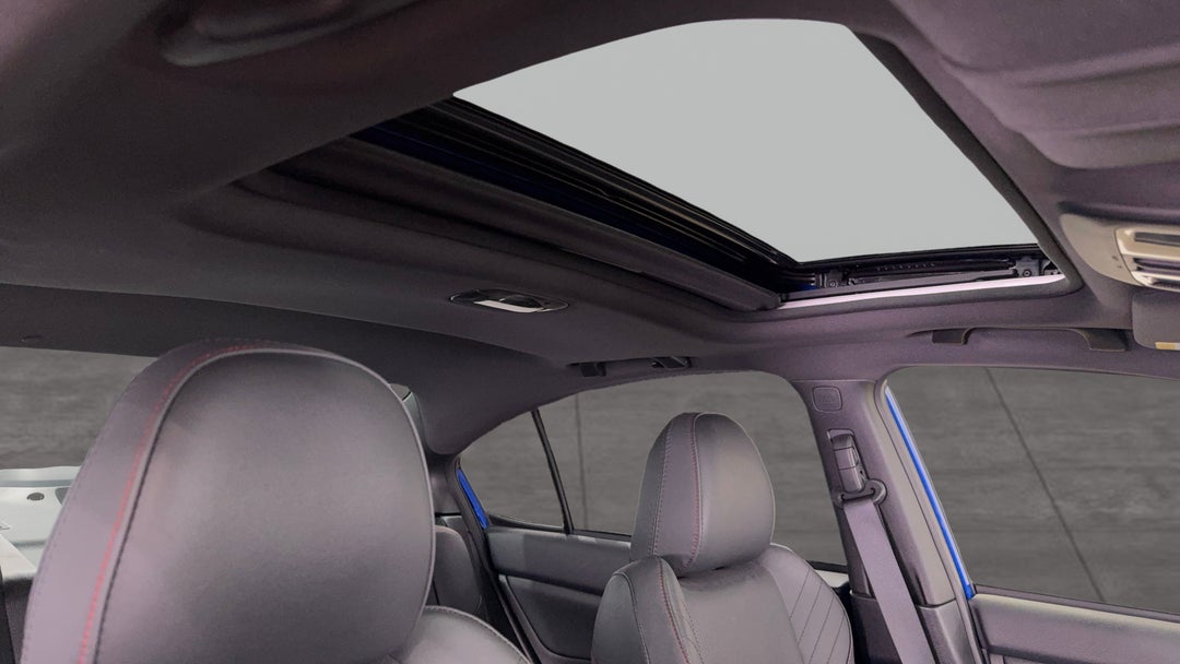 Interior Sunroof/Moonroof