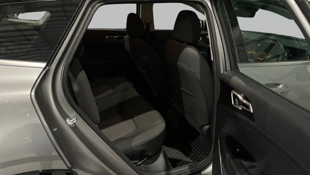 2024 Kia Sportage Sx (FWD), Automatic, 41225 km, Right Side Rear Door Cabin View