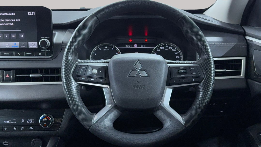 2024 Mitsubishi Outlander Es 5 Seat (2WD), Automatic, 49901 km, Steering Wheel Close-up