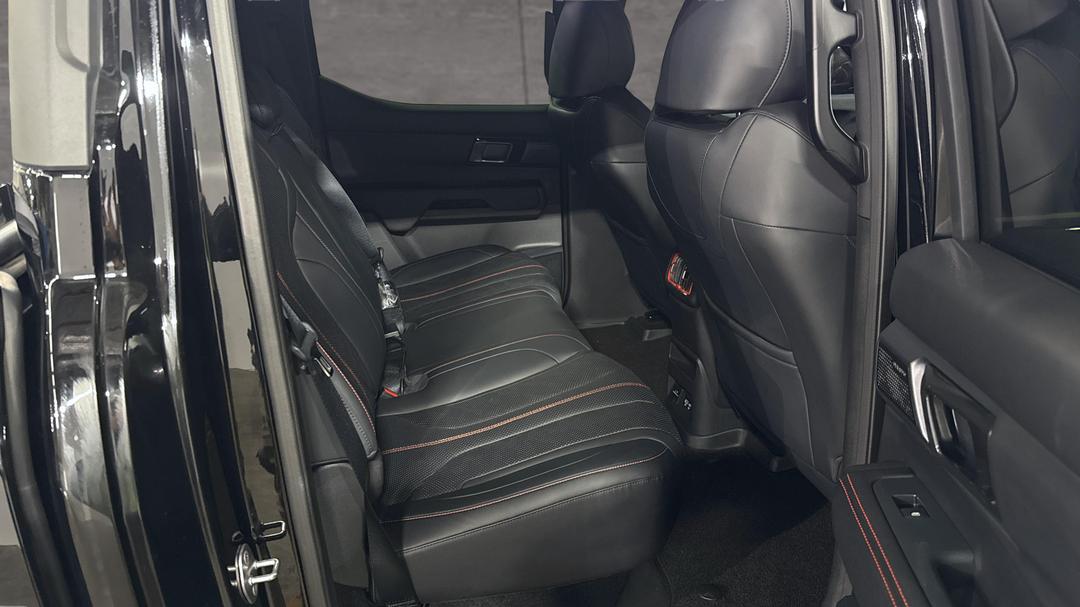 2025 Byd Shark 6 Dual Motor Premium, Automatic, 19659 km, Right Side Rear Door Cabin View