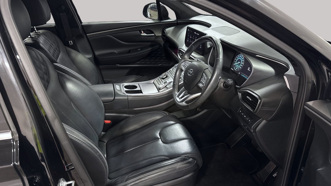 2022 Hyundai Santa Fe Highlander Crdi (AWD), Automatic, 58187 km, Right Side Front Door Cabin View
