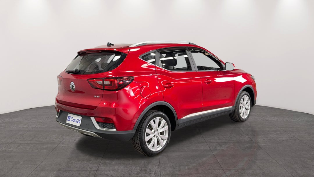 Right Back Diagonal (45- Degree) View